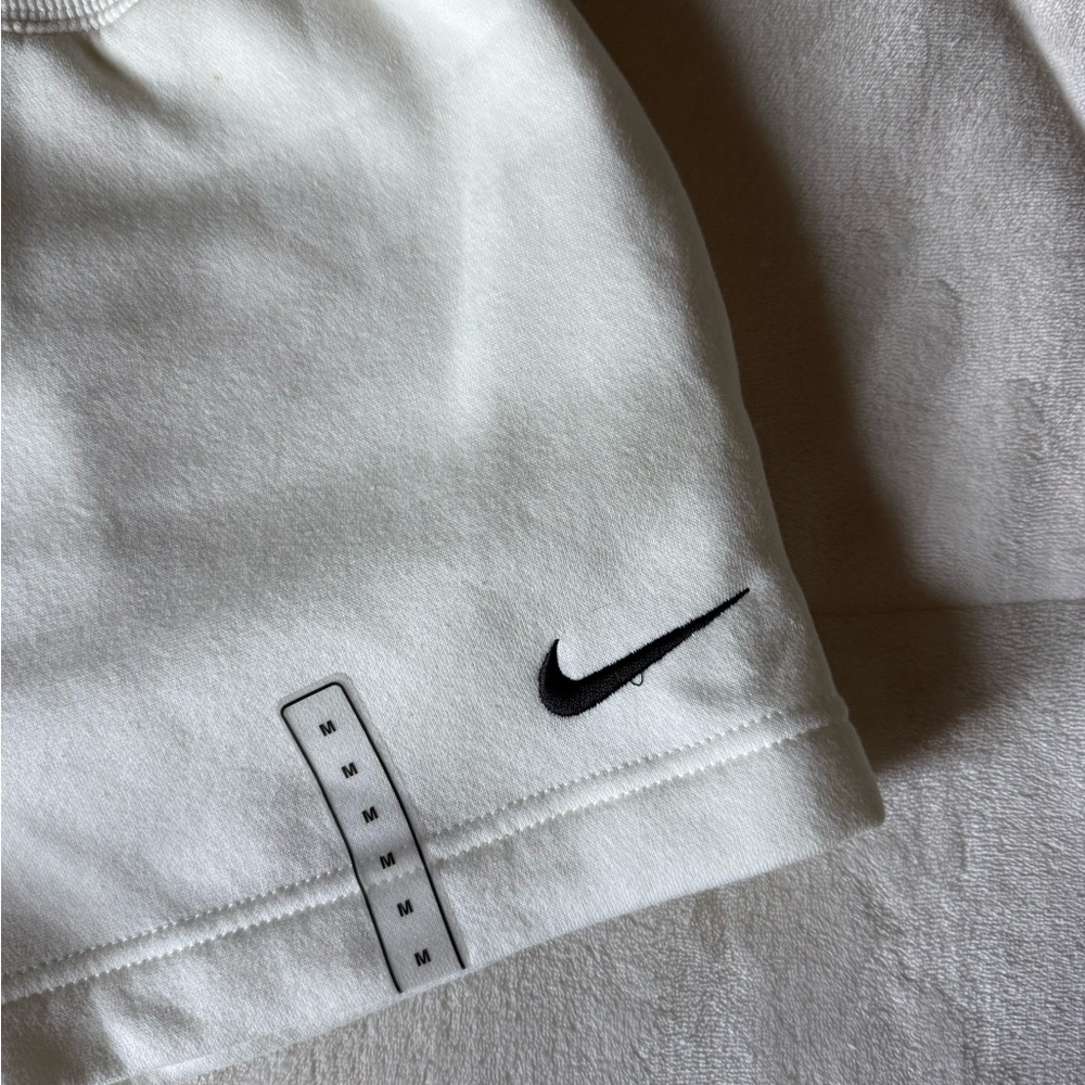 nike loosefit highrise sweatshorts